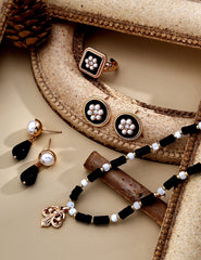 Vintage Pearl Bloom Ring