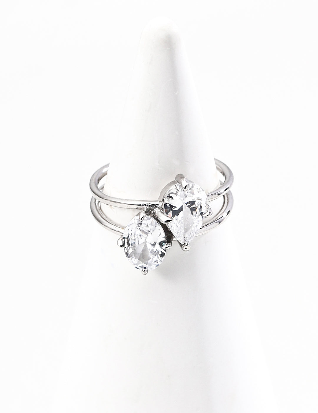 The Dual Muse Ring